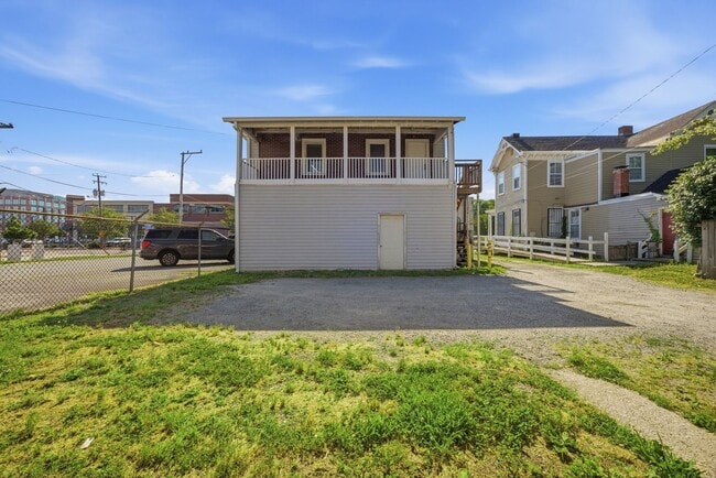 Building Photo - 212 S Armistead Ave