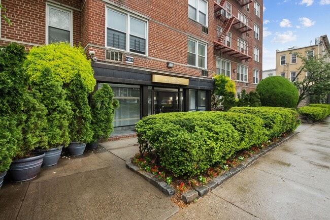 Foto del edificio - 720 E 31st St
