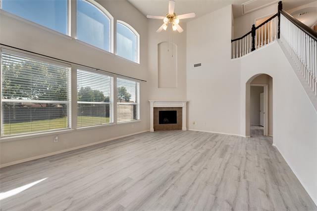 Building Photo - 1402 Mule Deer Dr