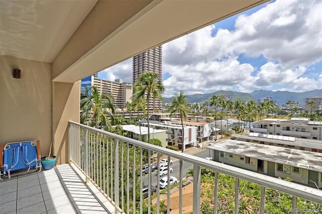 Photo - 430 Keoniana St Apartment