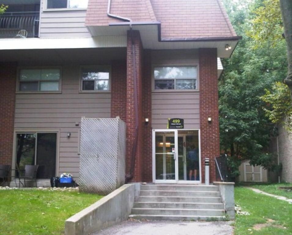 457499 Albert Apartments 457499 Albert St Waterloo, ON