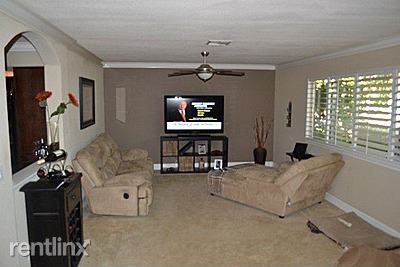 Building Photo - 3 br, 2 bath House - 6325 Trajan Dr