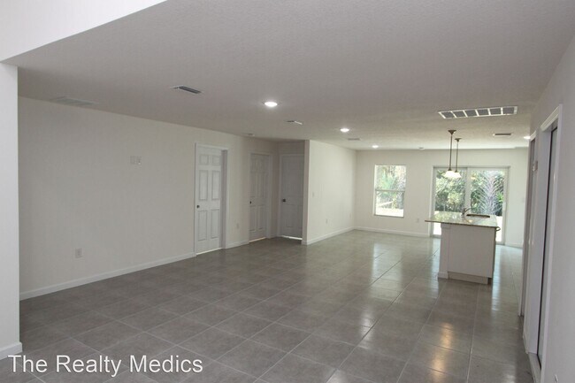 Foto del edificio - 4 br, 2 bath House - 1598 Jupiter Blvd NW