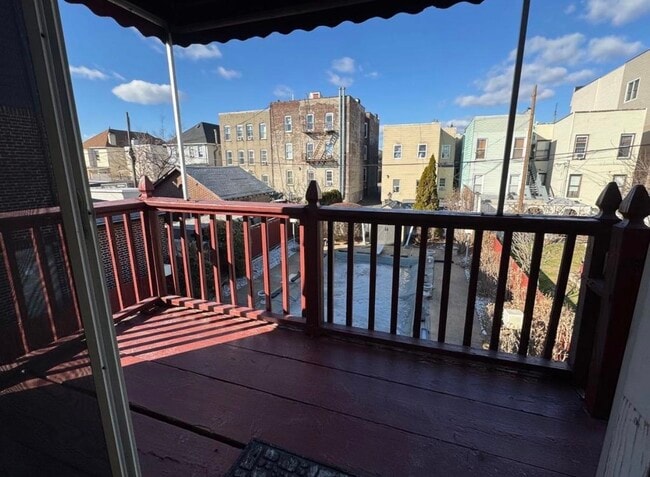 Foto del edificio - 7705 5th Ave