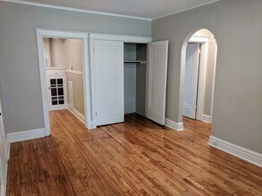 Building Photo - 3852 Bamberger Ave