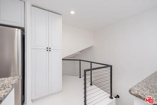 Foto del edificio - 29235 Heathercliff Rd