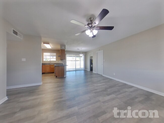 Foto del edificio - 17834 N 9th Ave