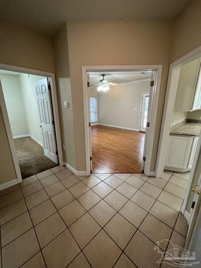Building Photo - 754 Crooked Oak Dr
