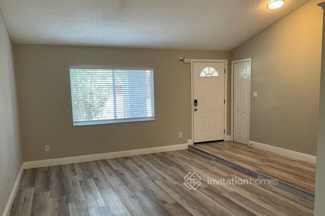 Building Photo - 6234 Beaumont Ave