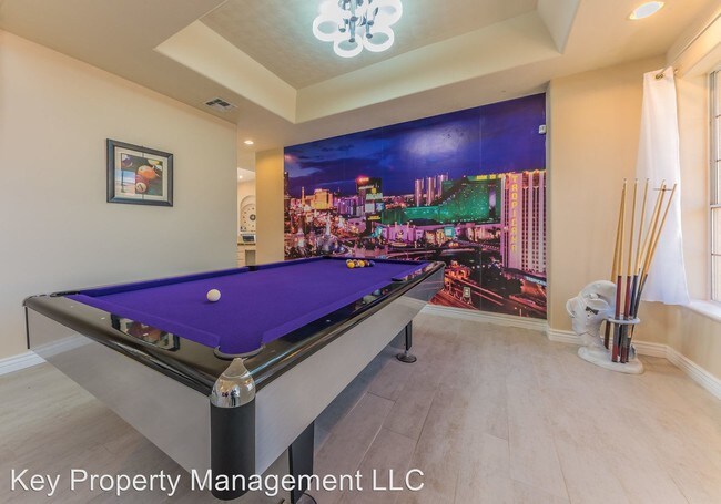 Foto del edificio - 4 br, 3.5 bath House - 2220 Diamond Bar Dr