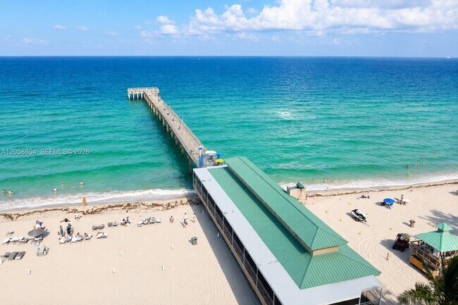 Foto del edificio - 16699 Collins Ave