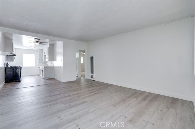 Foto del edificio - 3430 Elm Ave