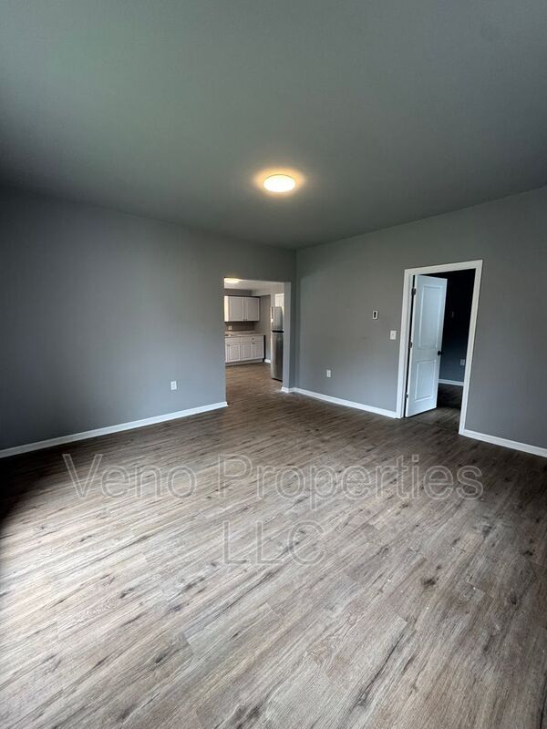 Building Photo - 17-19 Avenue A.