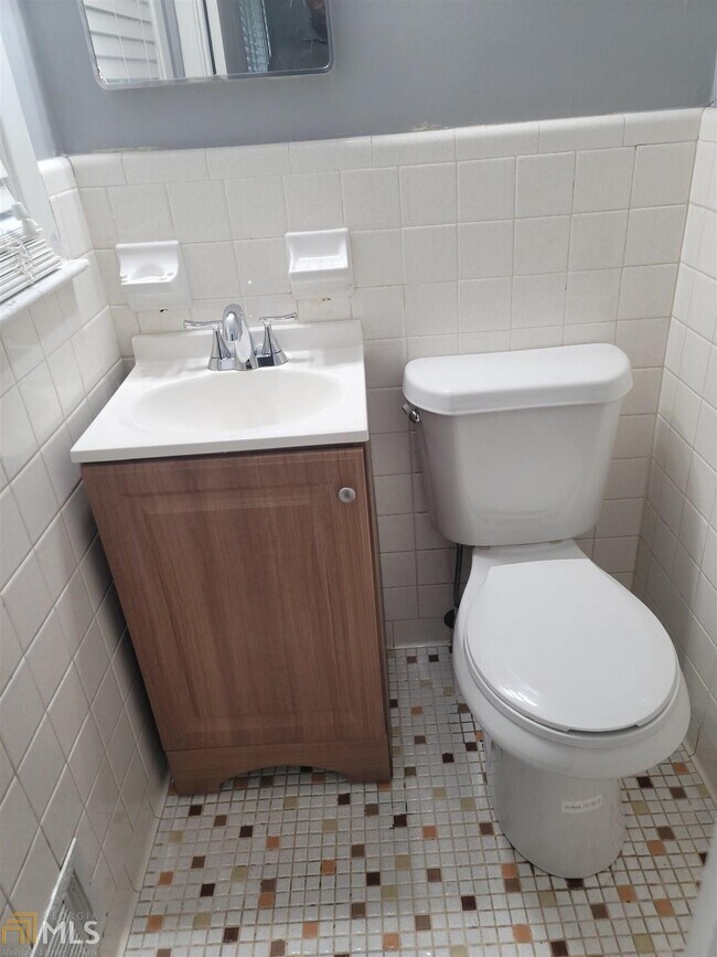 Foto del edificio - 137 Hillcrest Dr SE