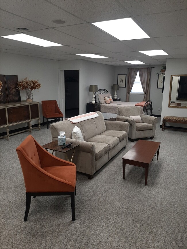 Building Photo - 125 Broad St