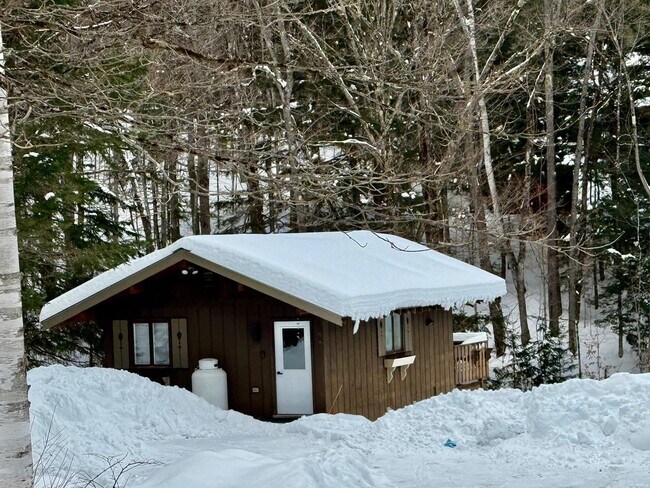 Building Photo - 41 Cranberry Hill Rd