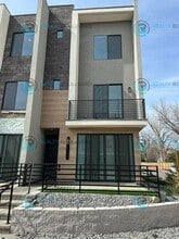 Building Photo - 2580 Clear River Ct