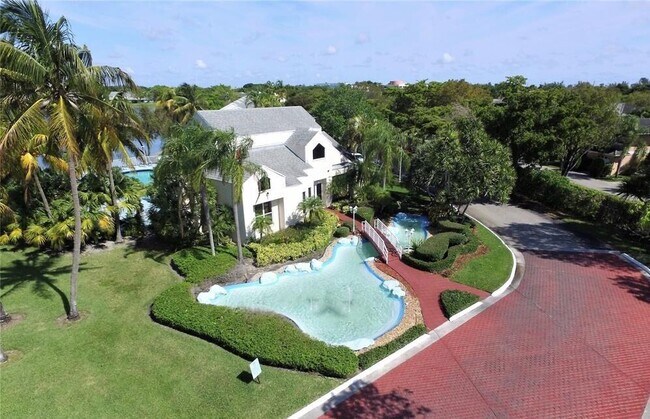 Foto del edificio - 3421 NW 44th St