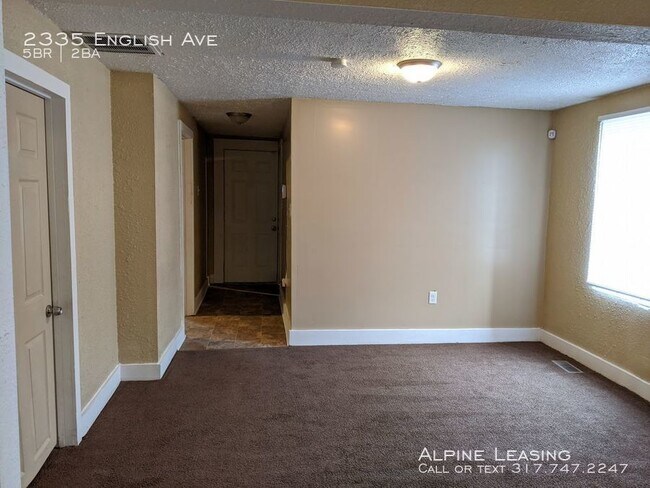 Foto del edificio - Short Commute to Downtown & Fountain Square!