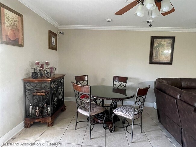 Foto del edificio - 4050 Placid Lakes Blvd