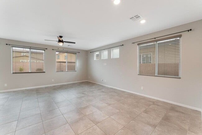 Building Photo - 4320 StarDusk