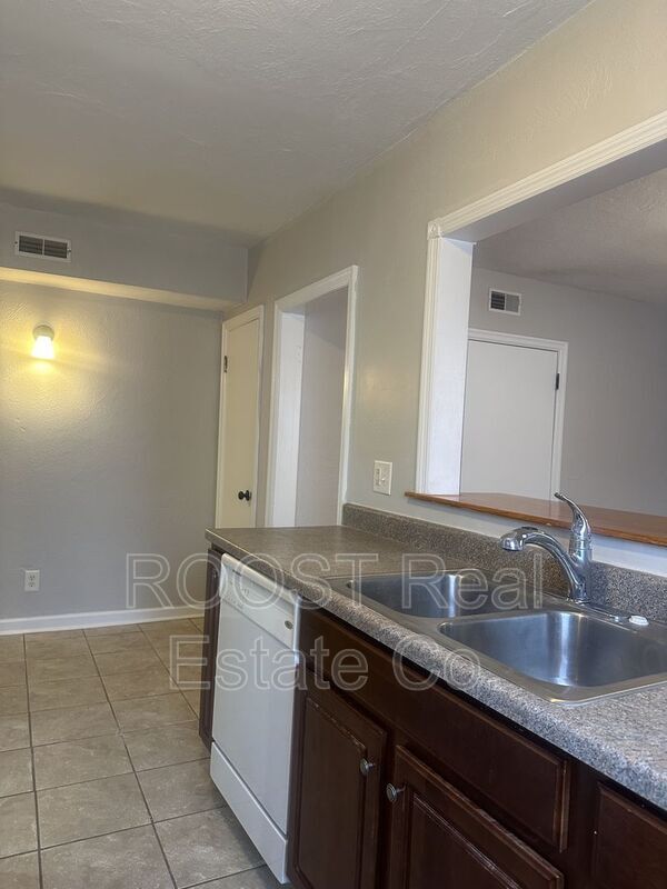Foto del edificio - 1048 Berkeley Rd