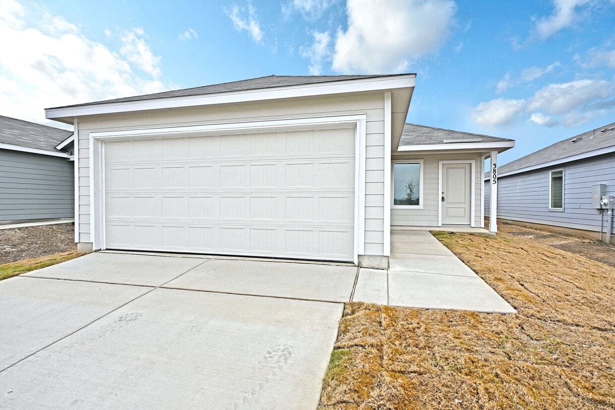 Foto principal - 3805 Swift Fox Rd