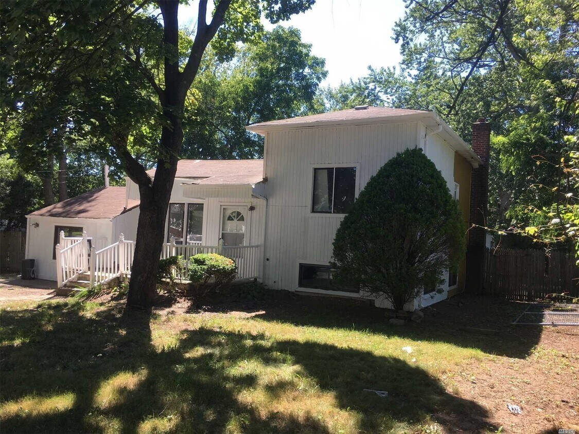 Primary Photo - 32 Duke St