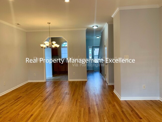 Building Photo - 110 Caribbean CT'