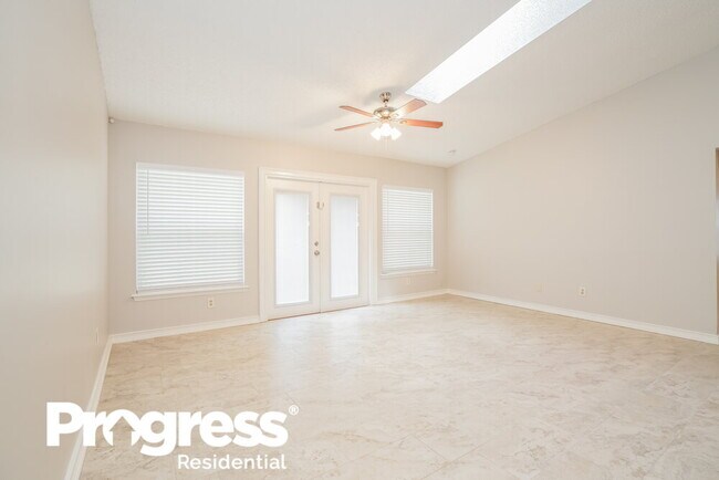 Building Photo - 1736 Glen Laurel Dr