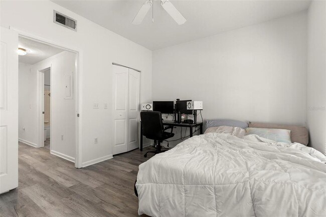 Foto del edificio - 4207 S Dale Mabry Hwy