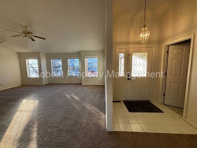 Foto del edificio - 3557 Loam Ln