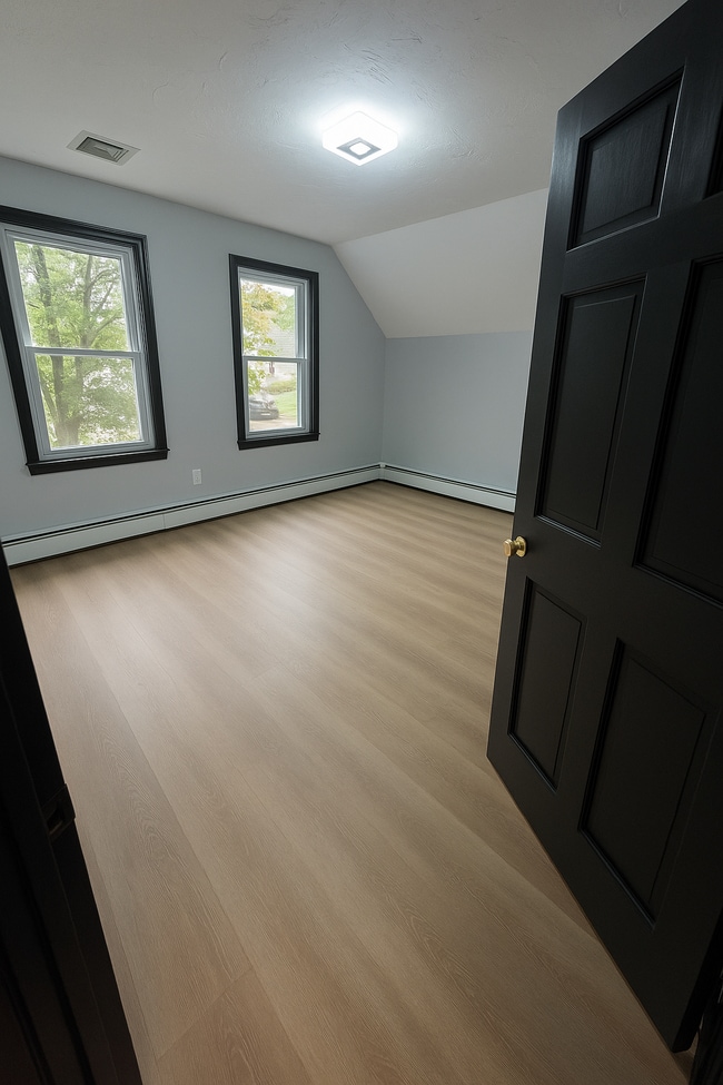 Main Room 1 - 23 Russell St