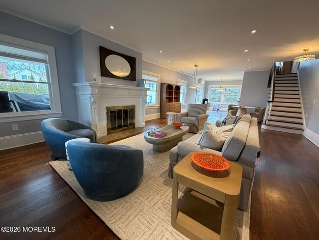 Building Photo - 125 Cedar Ave