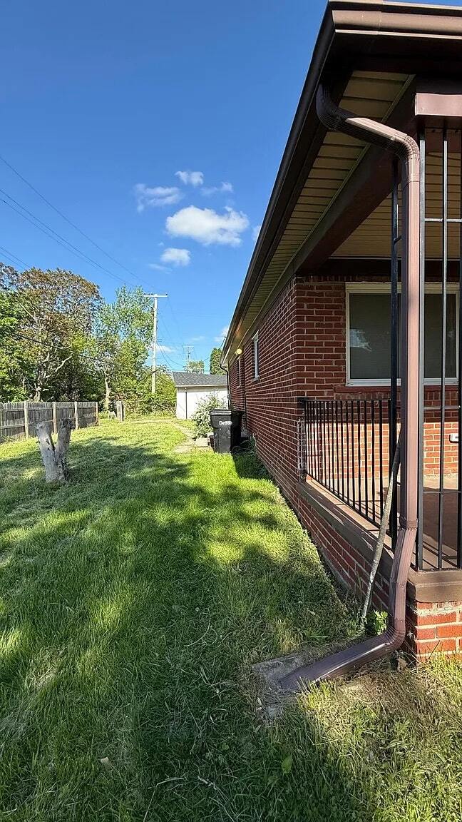 Foto del edificio - 15852 Wabash St