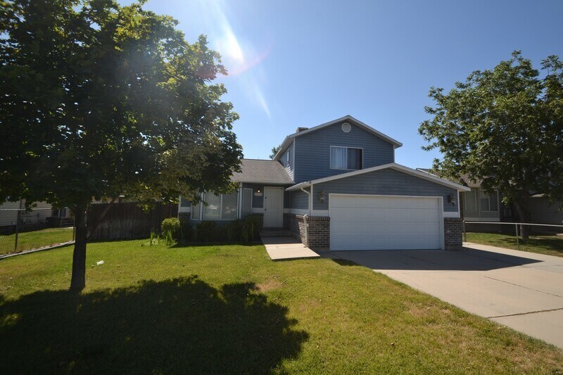 5992 Cougar Ln, Kearns, UT 84118 House Rental in Kearns, UT