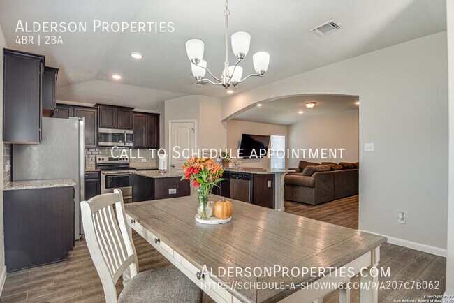 Building Photo - 2292 Olive Hl