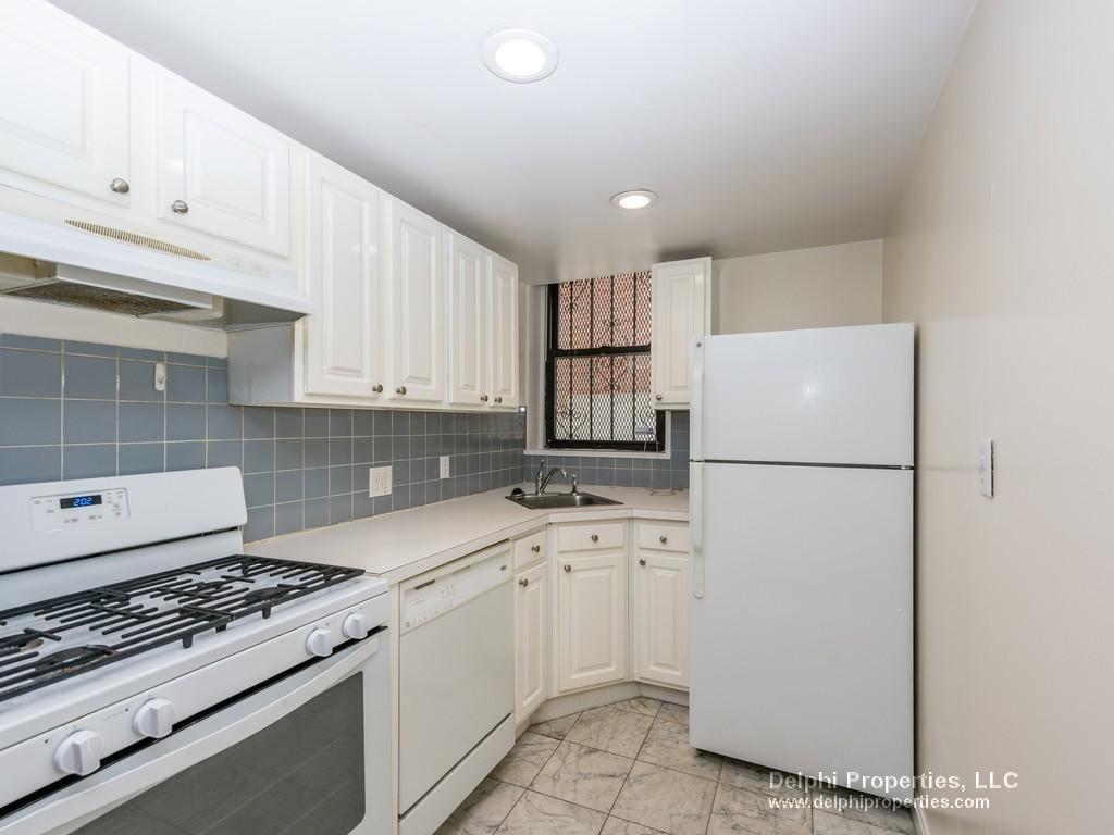 Foto principal - 32 Cambridgepark Dr
