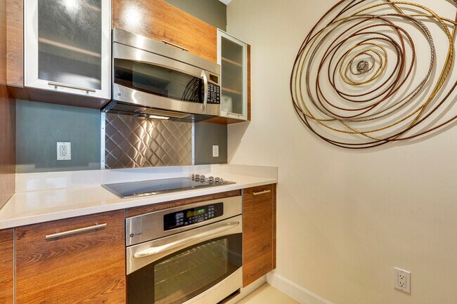 Foto del edificio - 480 Hibiscus St