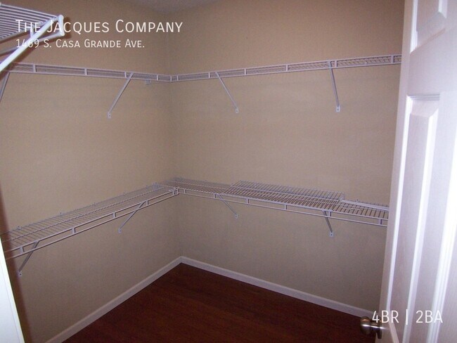 Building Photo - Wonderful Newer 4 Bedroom 2 Bath Home