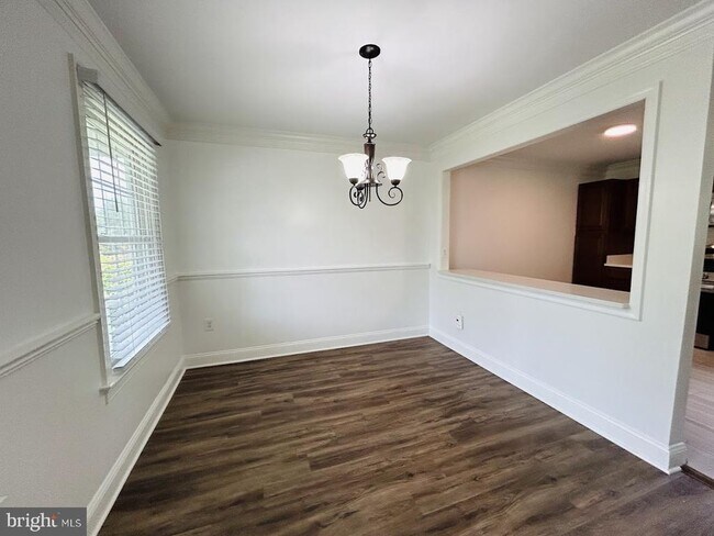 Foto del edificio - 5617 Reardon Ln