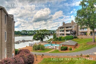 Building Photo - 9816 Emerald Point Dr