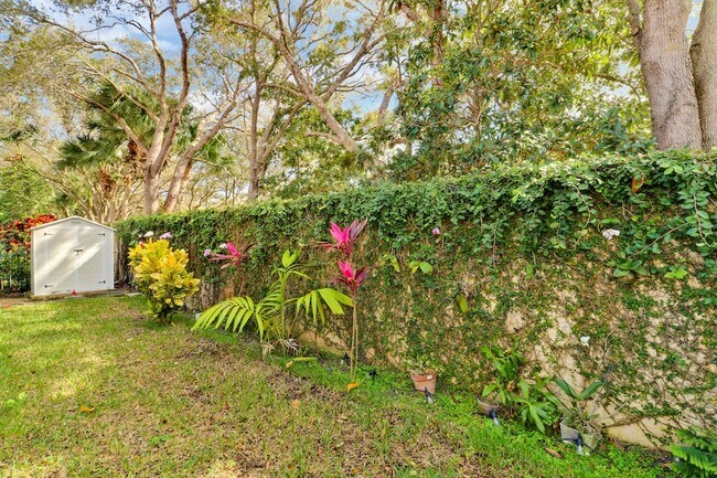 Foto del edificio - 387 Kelsey Park Dr