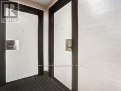 Building Photo - 510 Curran Place