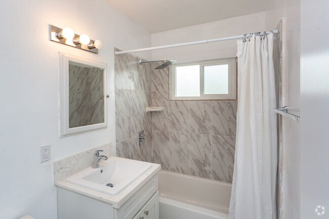 Foto del interior - 10910 Avalon Blvd