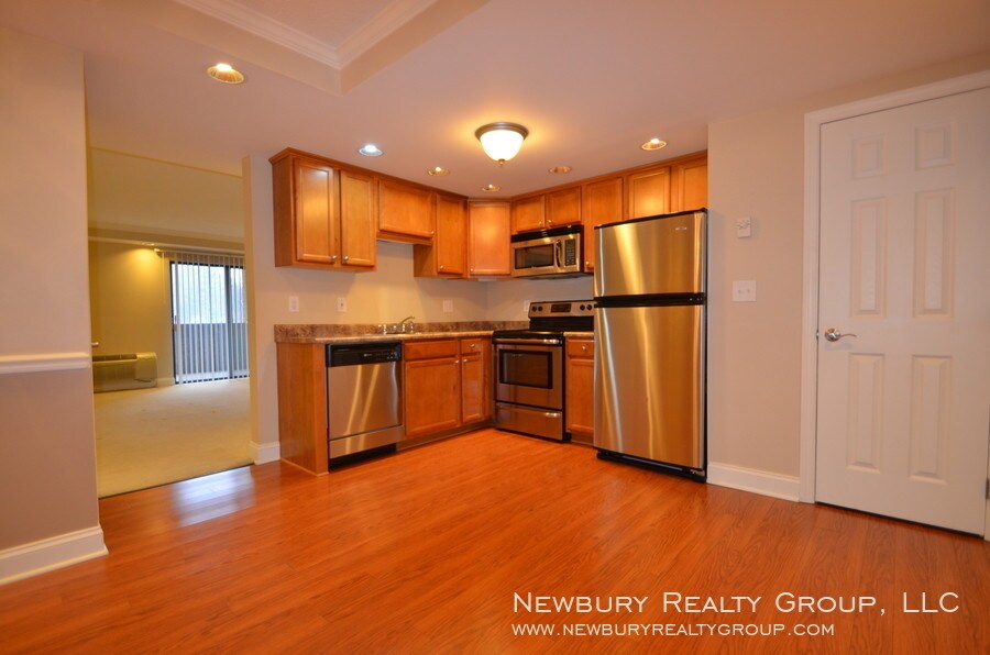 530 N Main St Unit 303, Butler, PA 16001 Room for Rent in Butler, PA