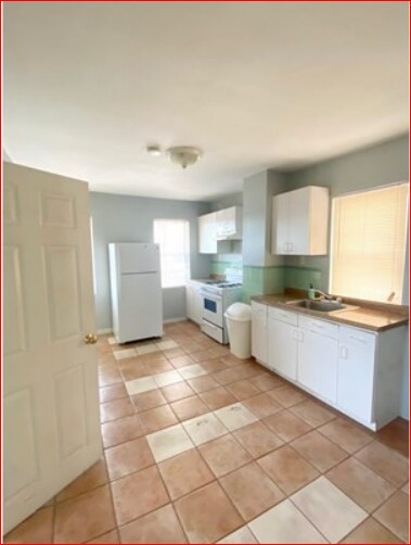 Foto del edificio - 532 E 7th St