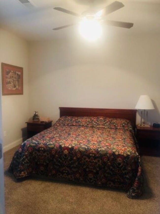 Foto del edificio - 4 Bed/4.5 Bath Townhouse at West End