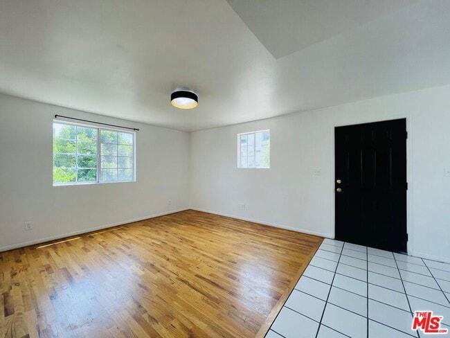 Building Photo - 5029 Klump Ave