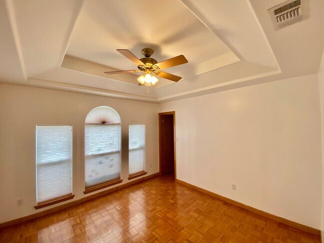 Foto del edificio - 4112 Blackhawk St